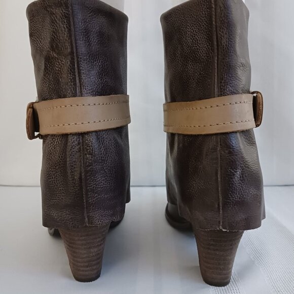 NIB Size 8.5M Mojo Moxy Taboo Brown Heeled Leather - Picture 5 of 8